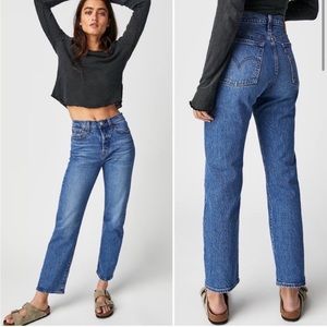 Levi’s Wedgie Straight Jeans 26